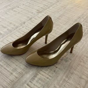 Coach Neutral Patent Leather Pumps
